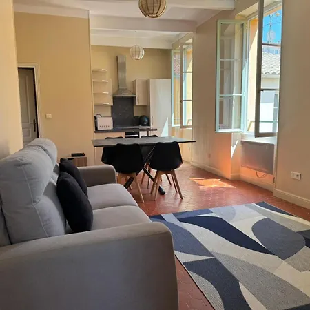 Ste Reparate - Cosy 2 Pieces Vue Cathedrale Lägenhet *