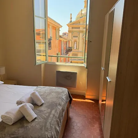 Ste Reparate - Cosy 2 Pieces Vue Cathedrale Lägenhet *